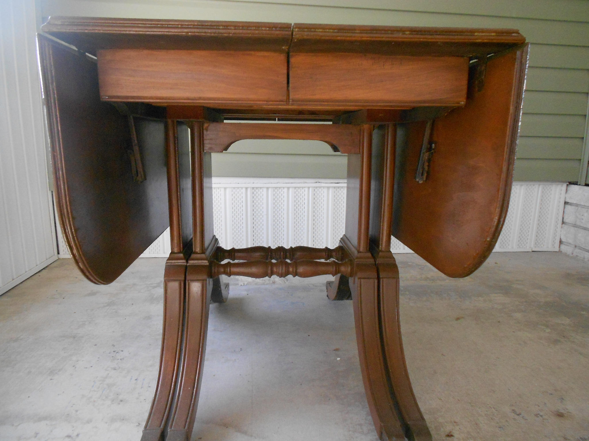 Antique Cherry table, by Brandt Furniture InstAppraisal